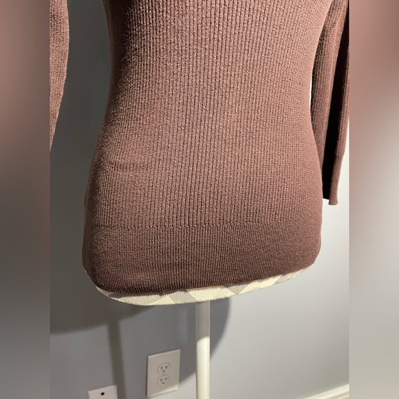 Daisy Fuentes Chocolate Ribbed Top - Picture 9 of 12